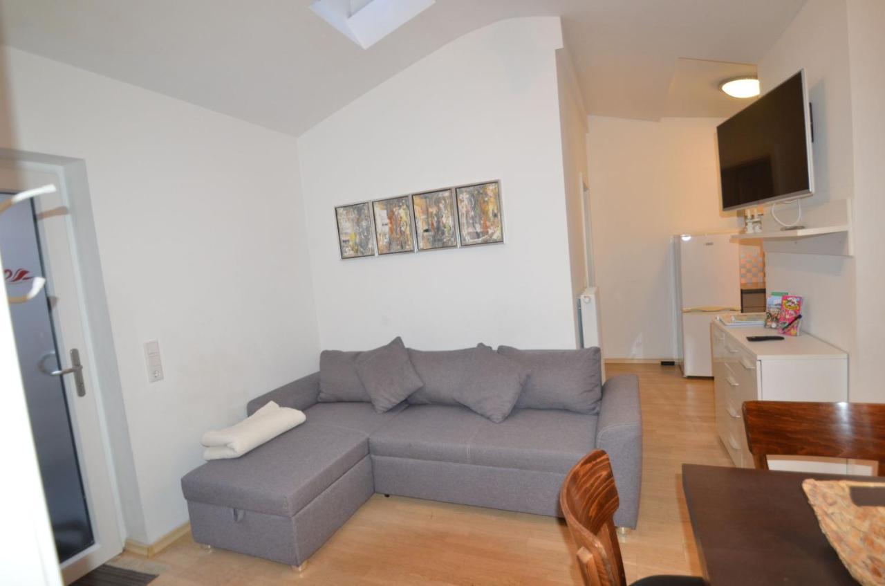 Apartamento Am Schlosspark - App Ostsee-Perle Glücksburg Exterior foto