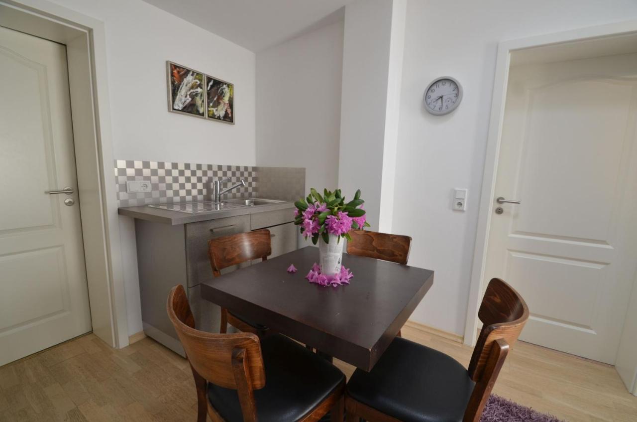 Apartamento Am Schlosspark - App Ostsee-Perle Glücksburg Exterior foto
